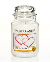 Yankee Candle Snow in Love Duftkerze im Glas (groß) - Housewarmer Kerze mit Brenndauer bis zu 150 Stunden
