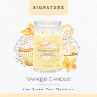 Vanilla Cupcake - Yankee Candle Signature Duftkerze im Glas (groß) - Kerze mit Brenndauer bis zu 90 Stunden