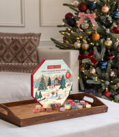 Yankee Candle Adventskalender 2025 "24 days of fragrance" gefüllt mit 24 Teelichtern und 1 Teelichthalter - Adventskranz mit Kerzen